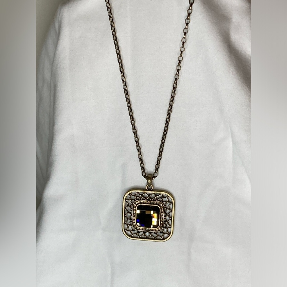 Lia Sophia Long adjustable chain, Square pendant,Large faceted Stone,Rhinestones